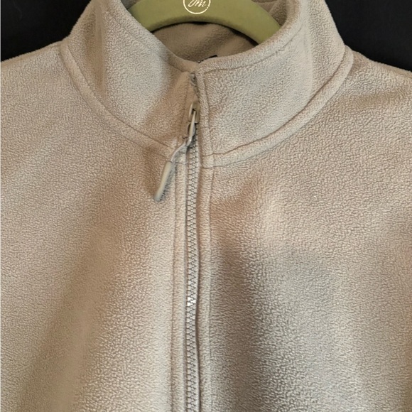 Light gray jacket - Picture 3 of 4